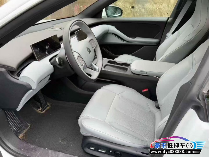 25年蔚来ET5轿车抵押车出售