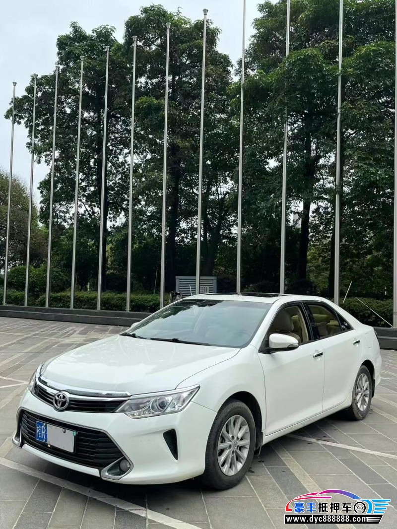 17年丰田凯美瑞轿车抵押车出售