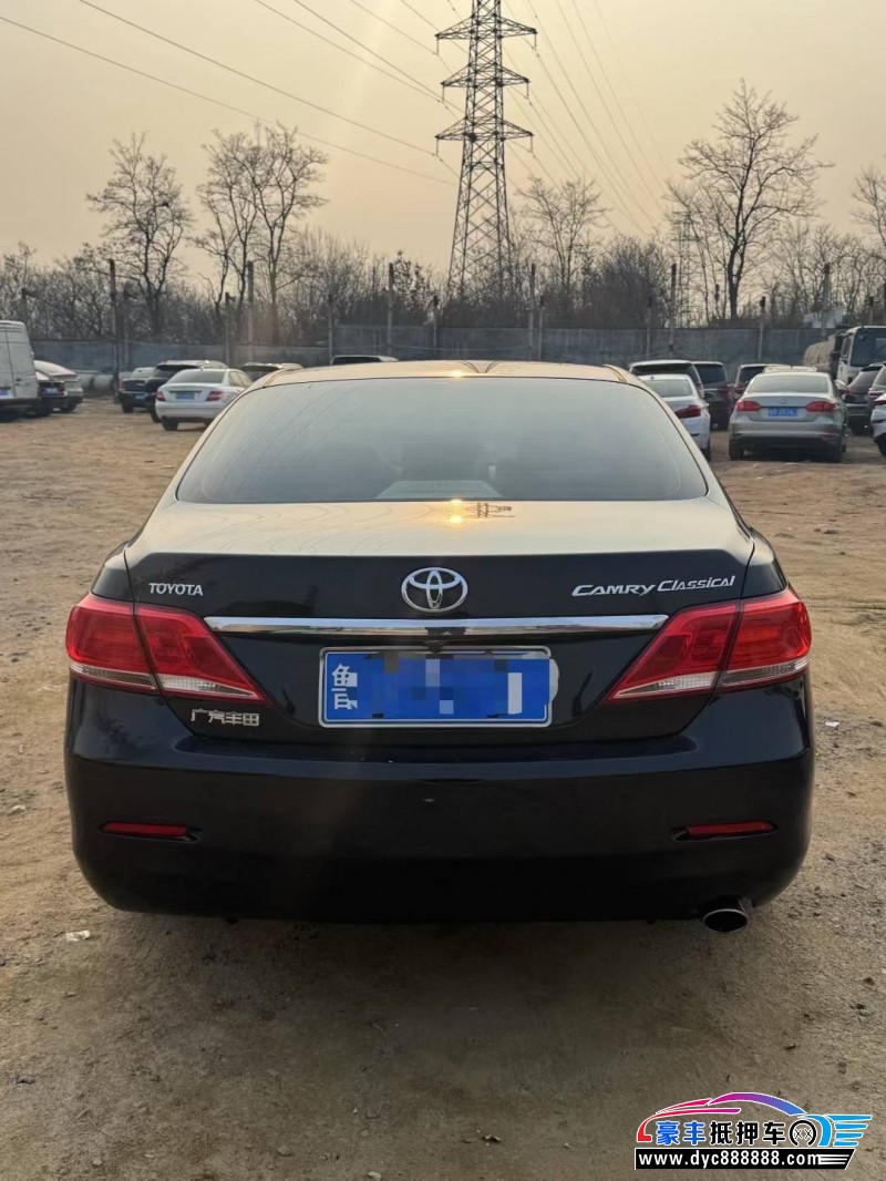 13年丰田凯美瑞轿车抵押车出售