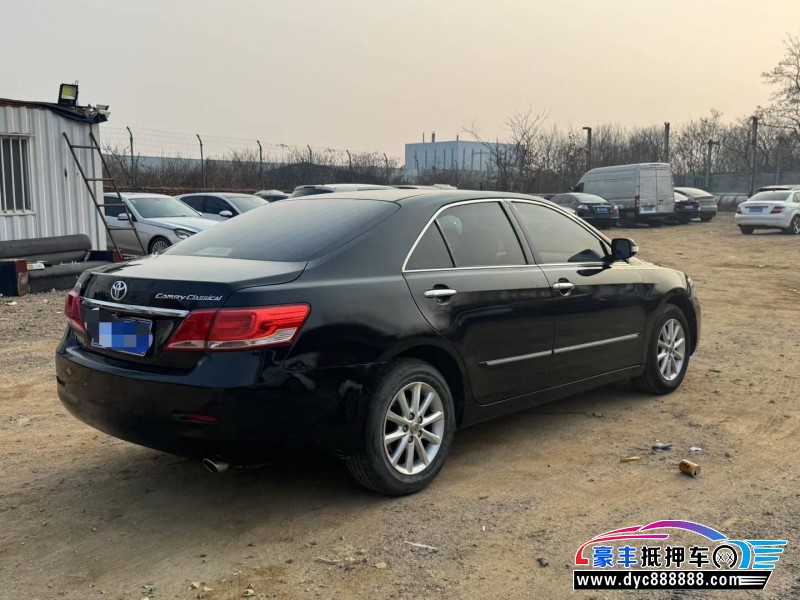 13年丰田凯美瑞轿车抵押车出售