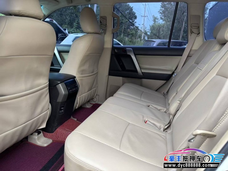 13年丰田普拉多（霸道）轿车抵押车出售