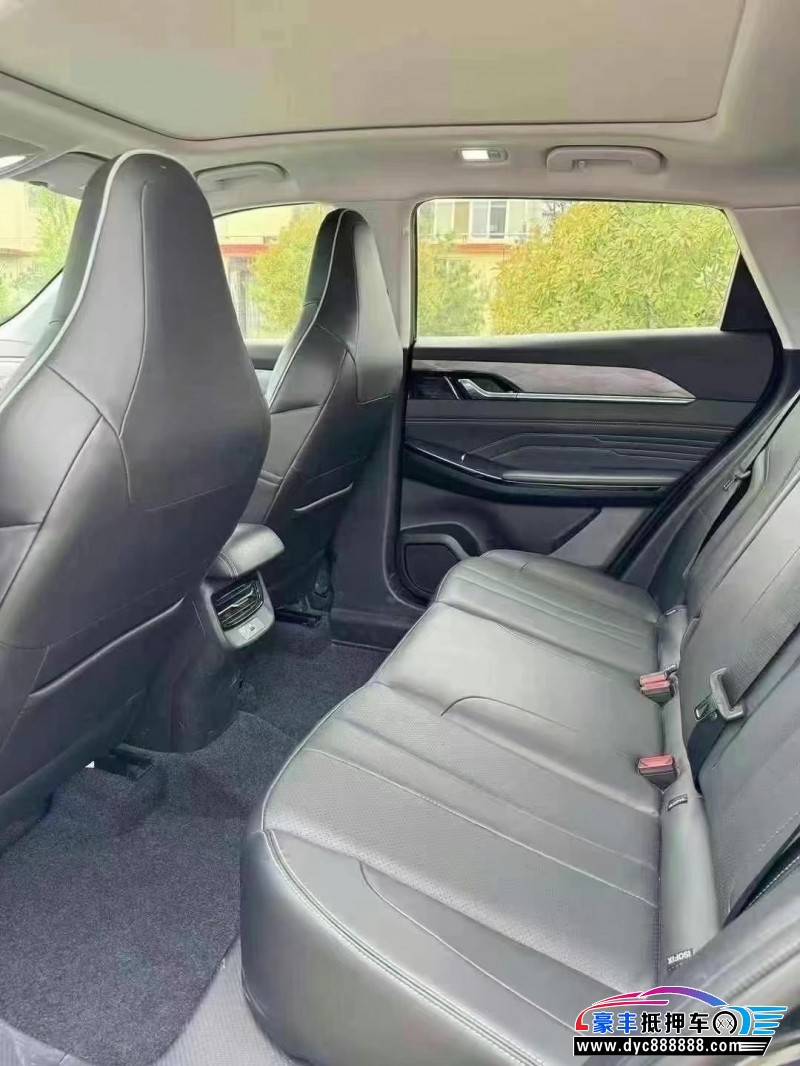 23年东风风神浩瀚轿车抵押车出售