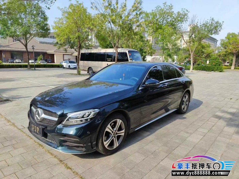 21年奔驰C轿车抵押车出售