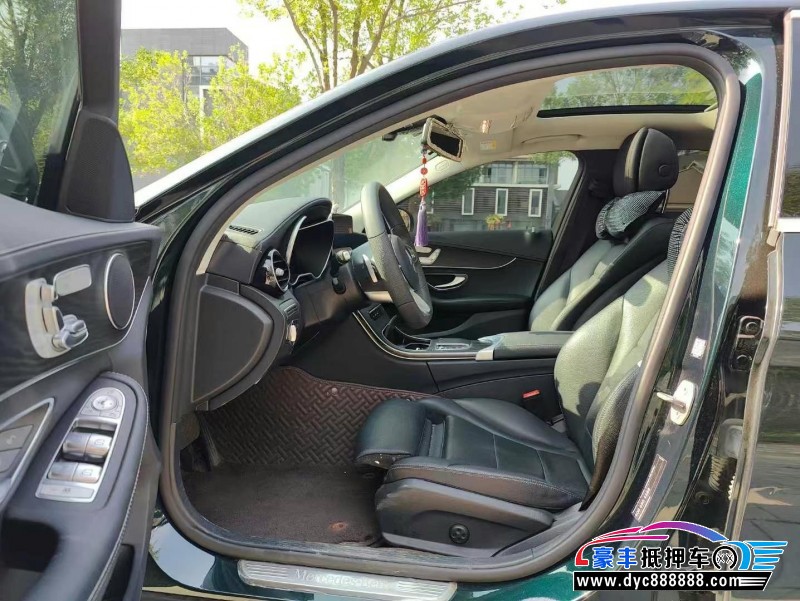 21年奔驰C轿车抵押车出售