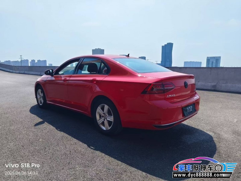 21年大众凌渡轿车抵押车出售