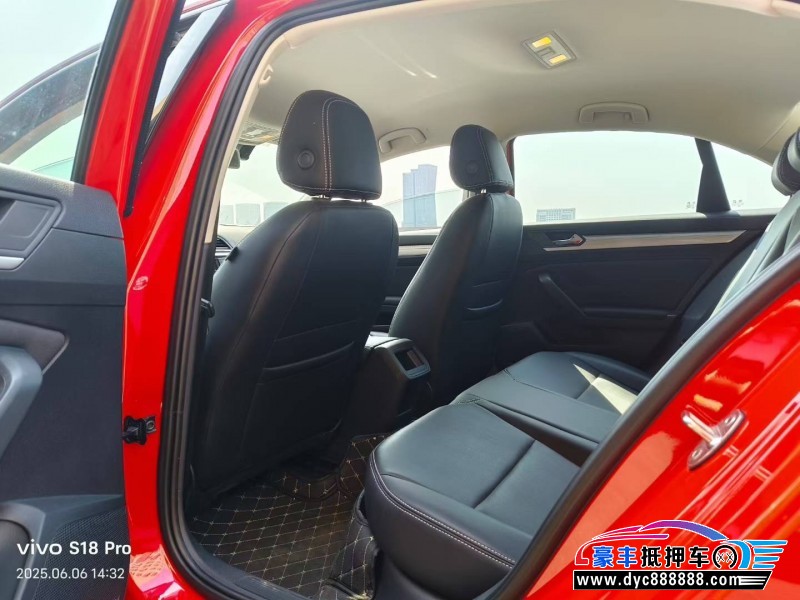 21年大众凌渡轿车抵押车出售