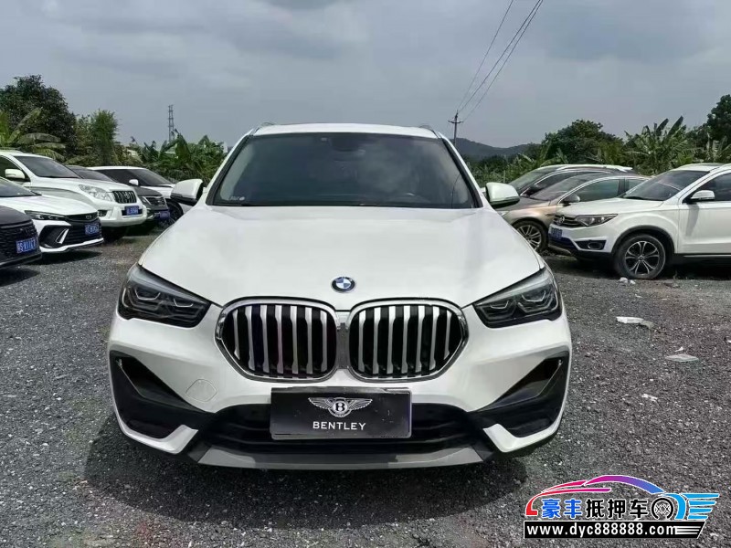 22年宝马X1SUV抵押车出售