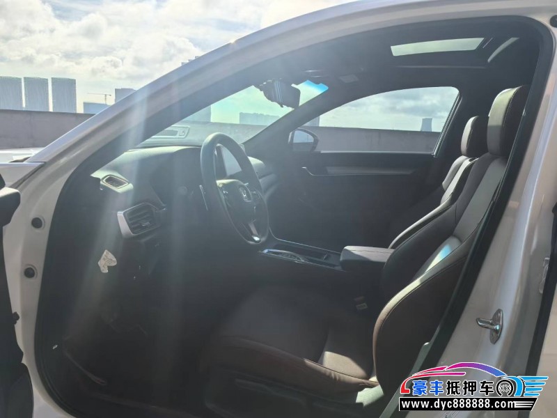 22年本田英诗派轿车抵押车出售