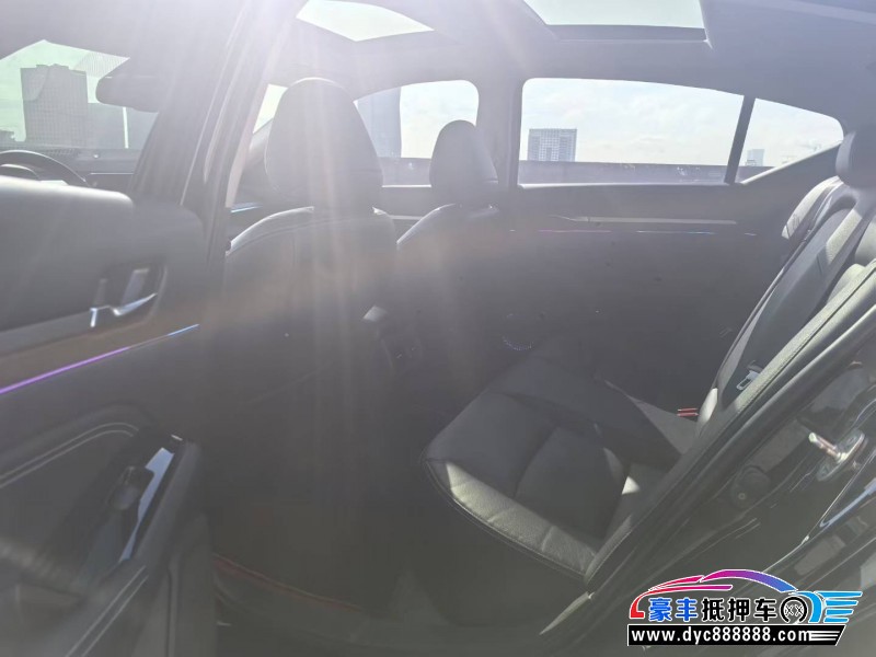 21年日产天籁轿车抵押车出售