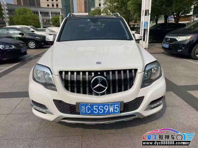 14年奔驰GLK轿车抵押车出售
