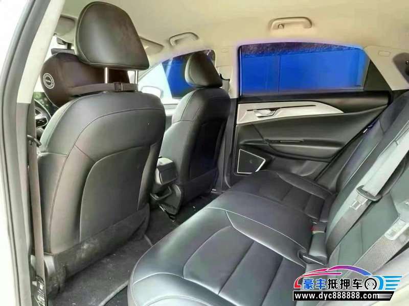 24年吉利几何轿车抵押车出售