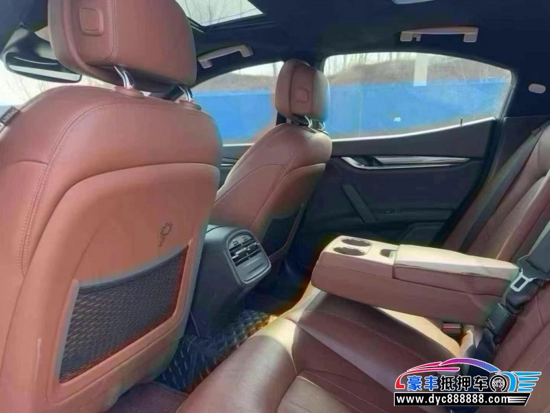 17年玛莎拉蒂Ghibli轿车抵押车出售