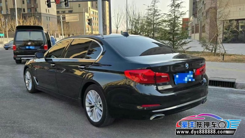 18年宝马5系轿车抵押车出售