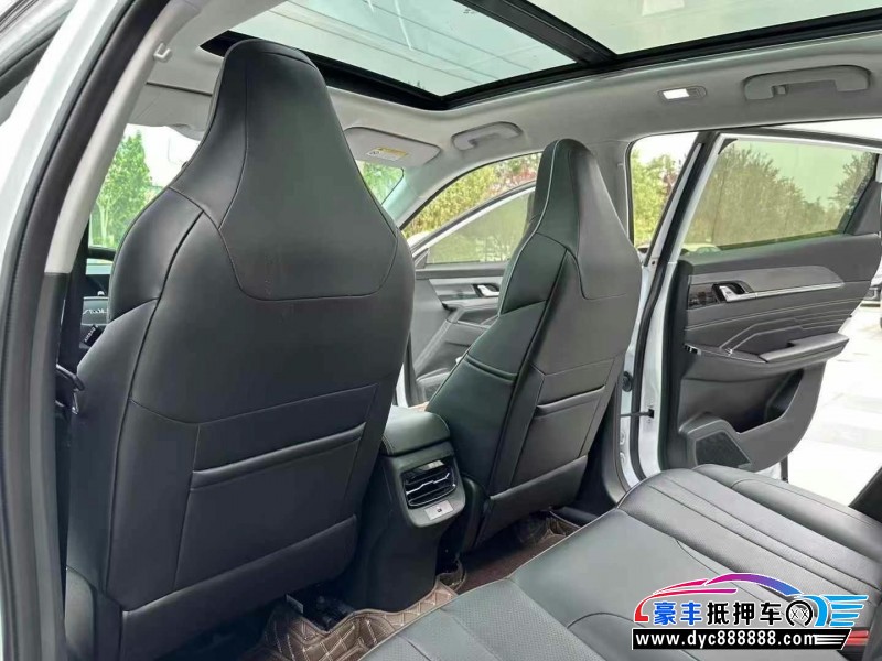 24年东风风神浩瀚轿车抵押车出售