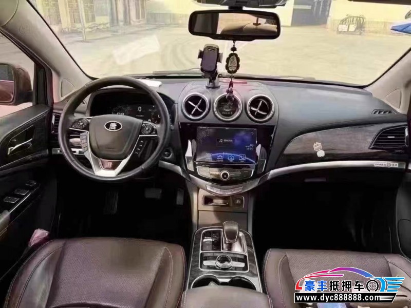 16年比亚迪唐轿车抵押车出售