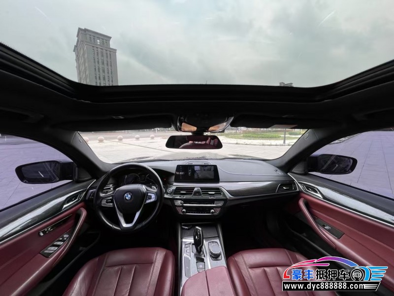 18年宝马5系轿车抵押车出售