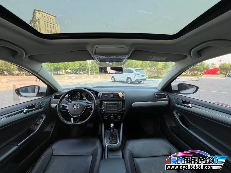 16年大众速腾轿车抵押车出售