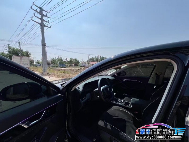 24年奔腾B70轿车抵押车出售