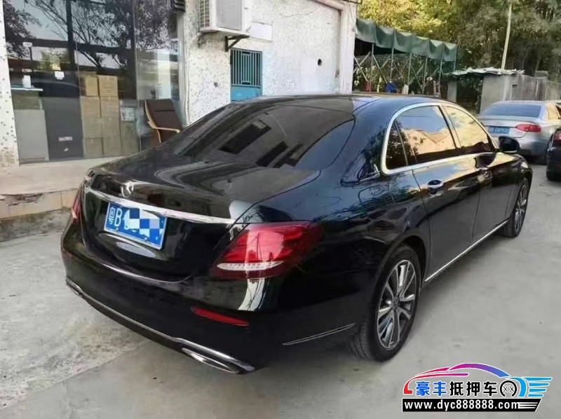 19年奔驰E轿车抵押车出售