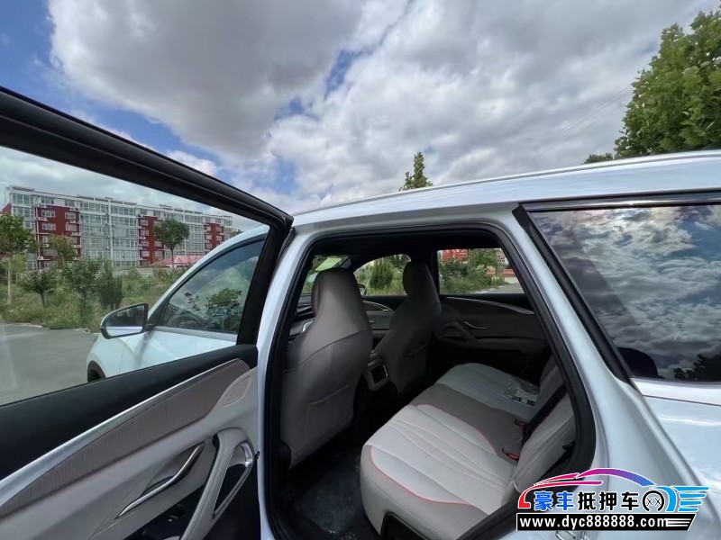 24年比亚迪宋轿车抵押车出售