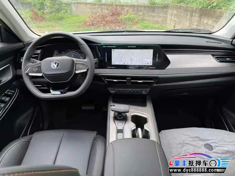 25年长安欧尚X7轿车抵押车出售