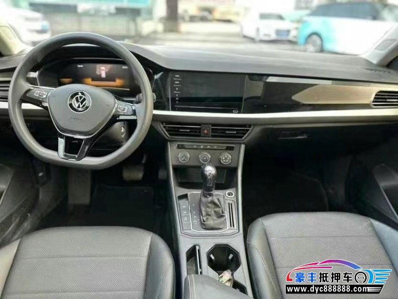 21年大众朗逸轿车抵押车出售