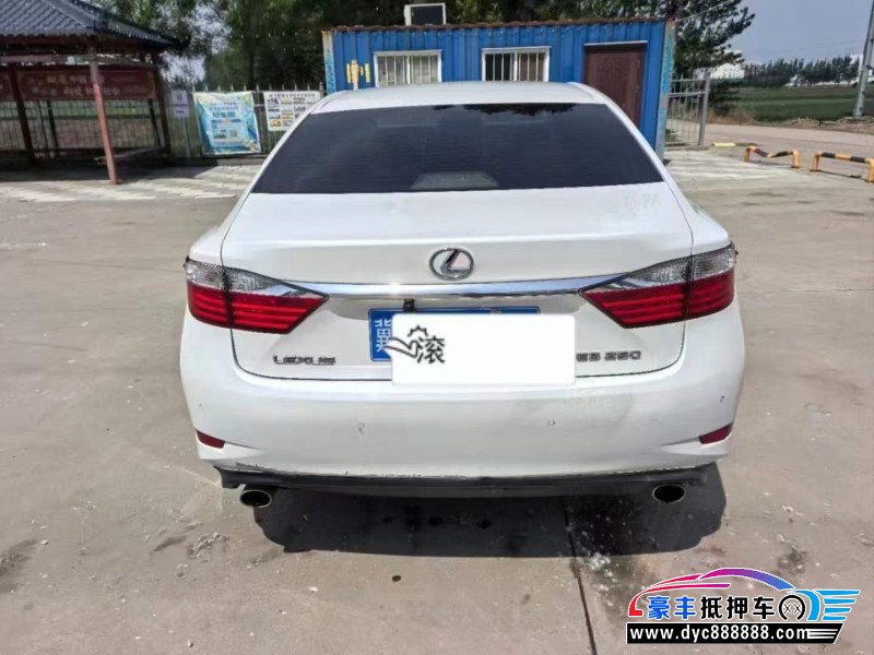 15年雷克萨斯ES轿车抵押车出售