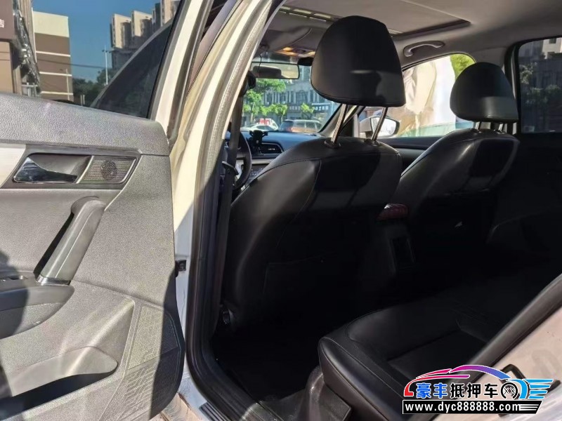 15年大众朗逸轿车抵押车出售