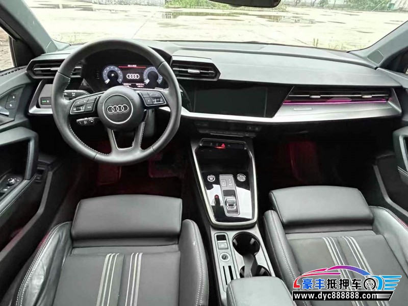 22年奥迪A3轿车抵押车出售