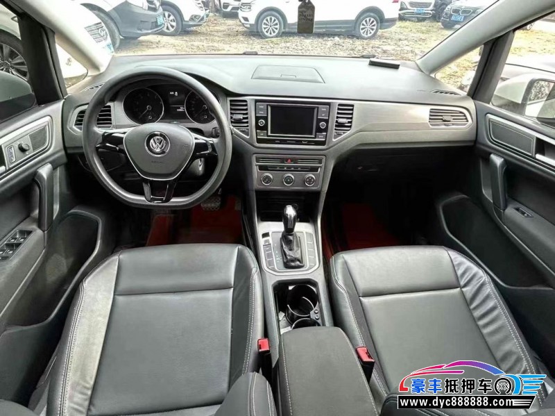 18年大众高尔夫轿车抵押车出售