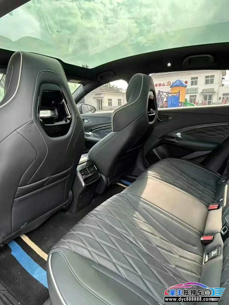 23年比亚迪海豹轿车抵押车出售