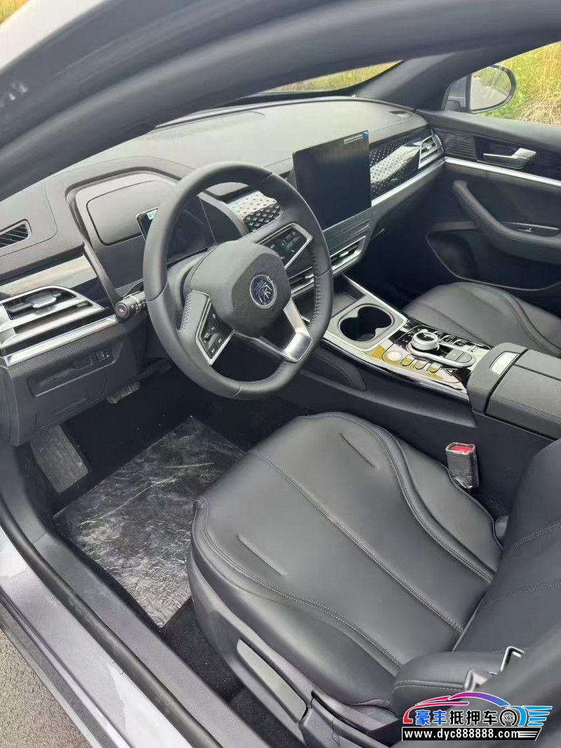 24年比亚迪秦轿车抵押车出售