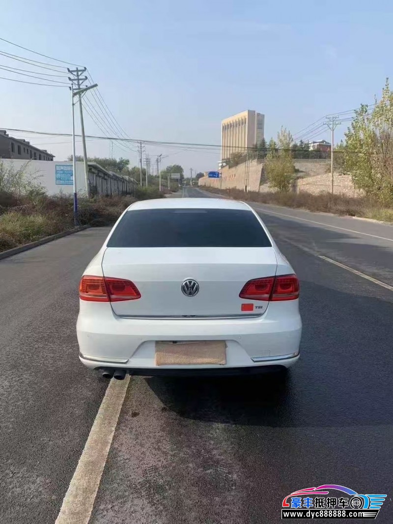 14年大众迈腾轿车抵押车出售