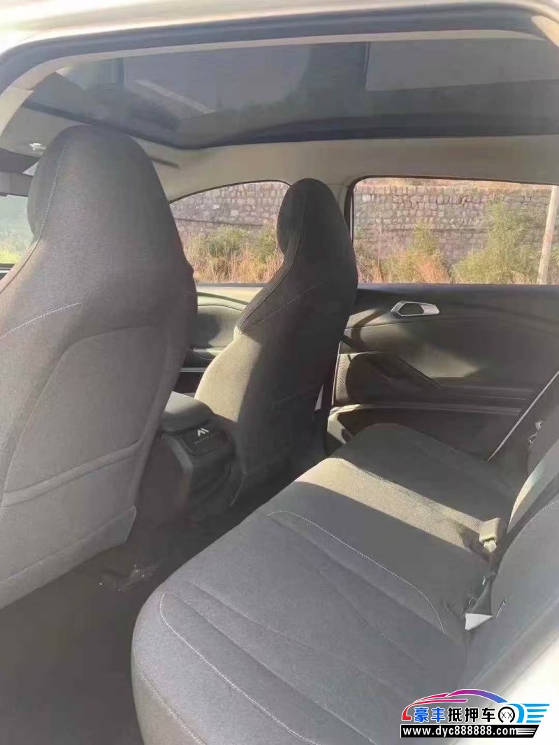 23年摩登in轿车抵押车出售