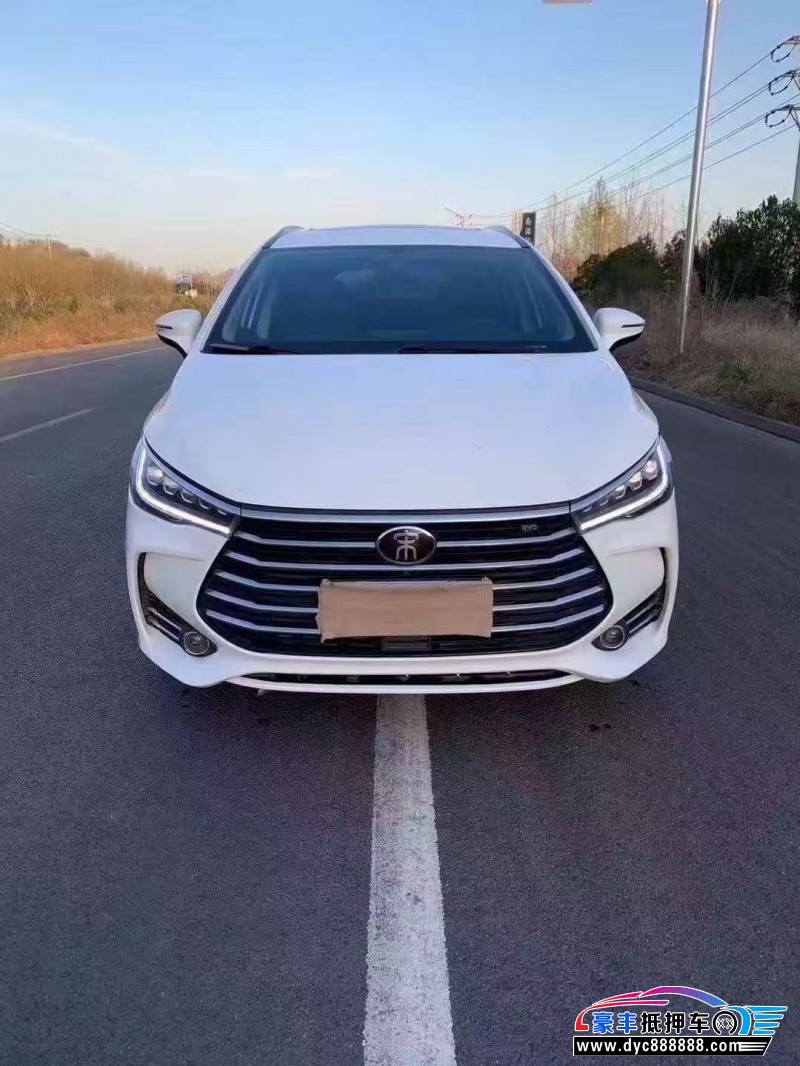 19年比亚迪宋轿车抵押车出售