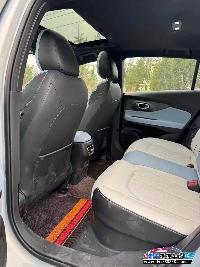 23年传祺影豹轿车抵押车出售