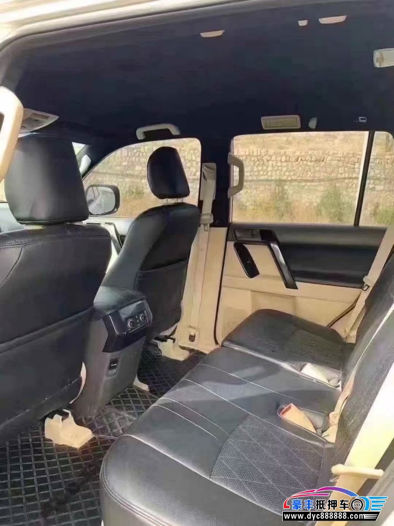 16年丰田普拉多（霸道）轿车抵押车出售