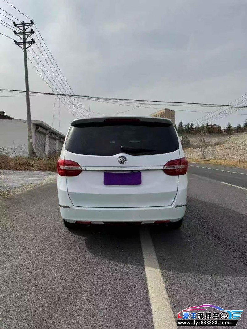 18年别克GL8轿车抵押车出售