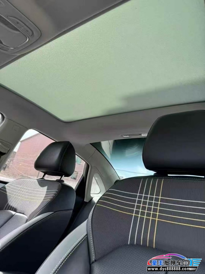 23年荣威ei6轿车抵押车出售