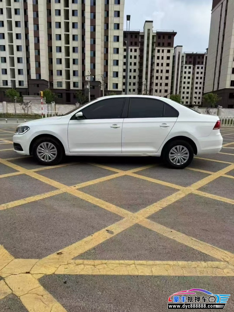 18年大众桑塔纳轿车抵押车出售