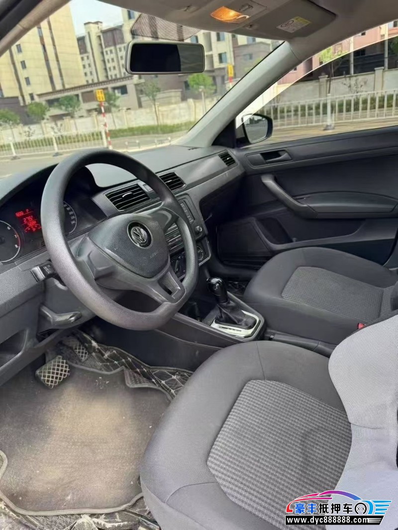 18年大众桑塔纳轿车抵押车出售