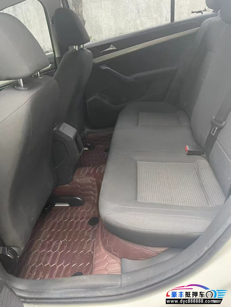 19年大众朗逸轿车抵押车出售