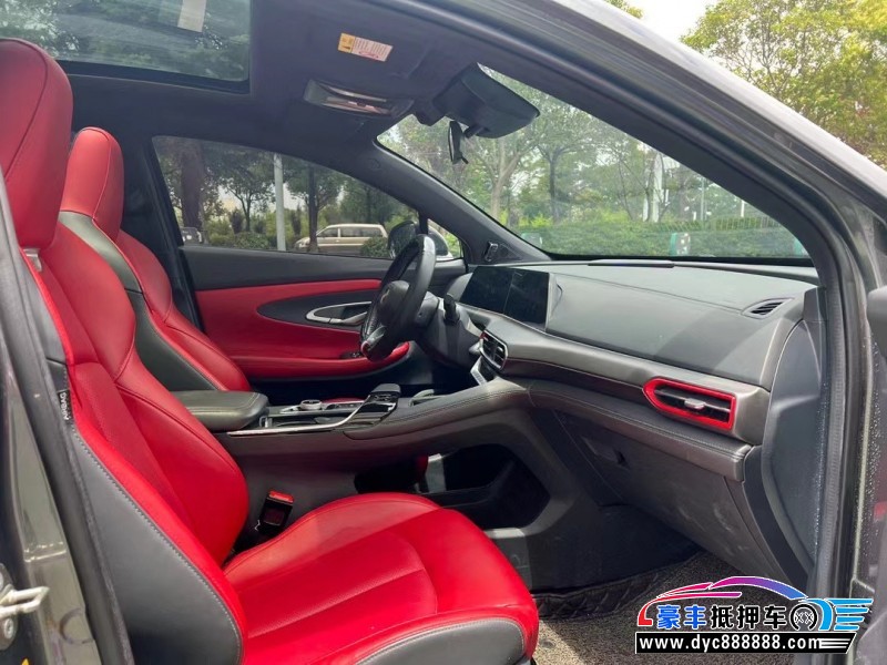 21年长安长安UNI轿车抵押车出售