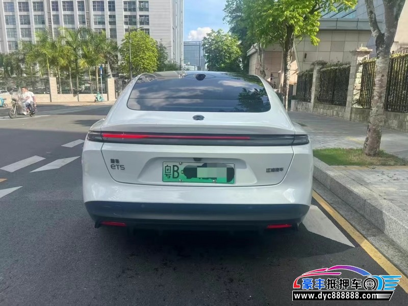 23年蔚来ET5轿车抵押车出售