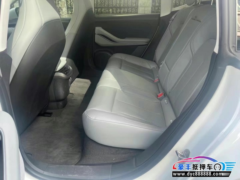 23年蔚来ET5轿车抵押车出售