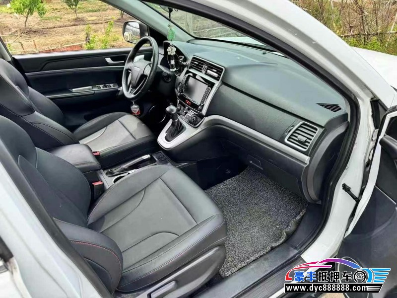 20年长城M6轿车抵押车出售