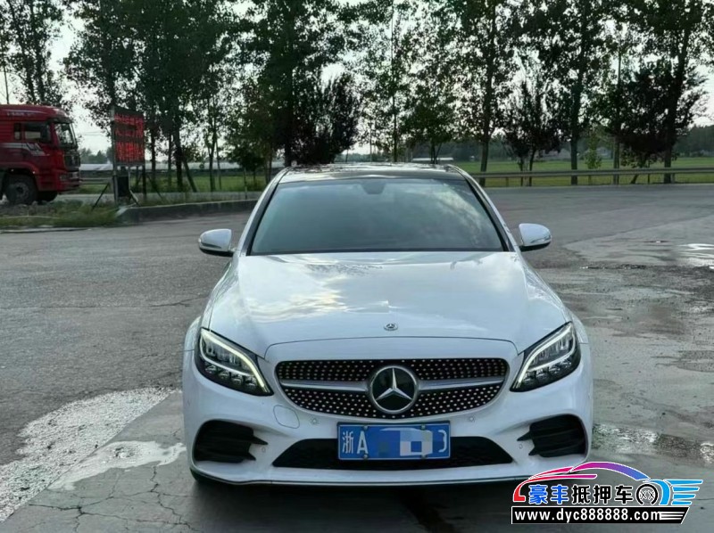 20年奔驰C轿车抵押车出售