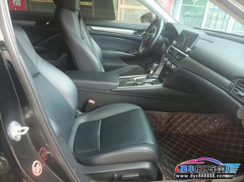 19年本田雅阁轿车抵押车出售