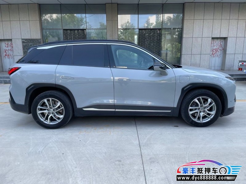 21年蔚来ES6轿车抵押车出售