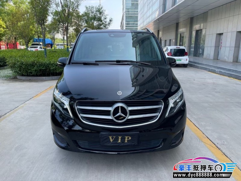 19年奔驰V轿车抵押车出售
